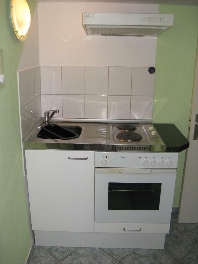 Charmante Ferienwohnung Plon Bagian luar foto